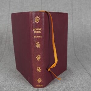Vintage Pickwick Papers Charles Dickens Soft Pocket Book Nelson Red Leatherette